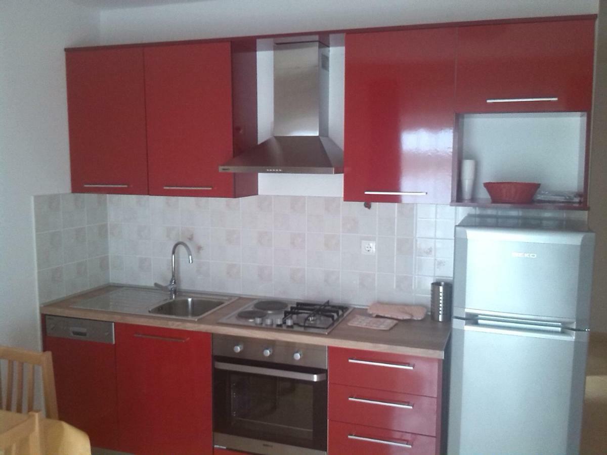 Apartment Luna Novalja