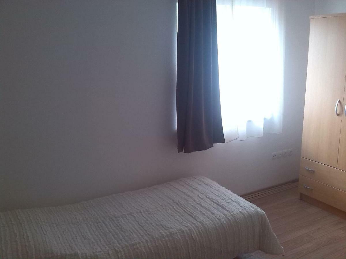 Luna Apartment