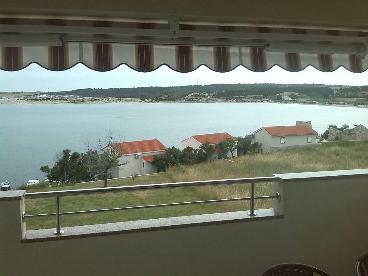 Apartment Luna Novalja
